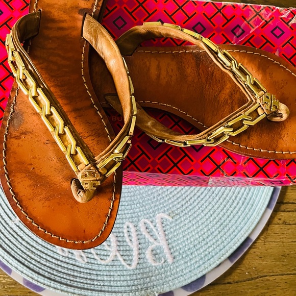 Shoes - Tory burch sandals thong brown gold leather